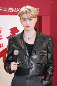 娱乐圈明星风波 大G皇族翻车，赵露思事业上升，丁禹兮造型引争议