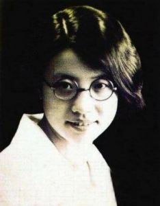 110岁红特工黄慕兰逝世 忠诚一生，遗嘱上缴党组织的传奇女性