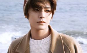 侯明昊 太子爷出身，歌手演员双栖发展