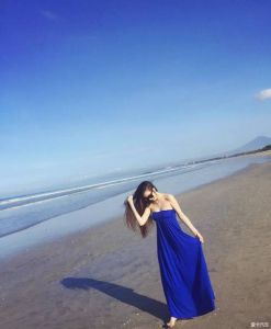 文化大学校花张凯玲 魔鬼身材校花遭遇尾随，唐志中探访记