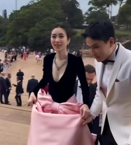 周柏豪泰国婚礼内幕 珍惜家庭，否认绯闻