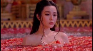 范冰冰佟大为浴室激情戏争议 揭秘娱乐圈激情风波