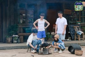 《向往的生活》2025重启，何炅黄磊回归，开启海岛新篇章