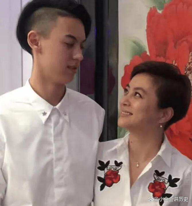 李玲玉与加拿大犹太老公离婚,儿子由她抚养 李玲玉与加拿大犹太老公离婚,儿子由她抚养