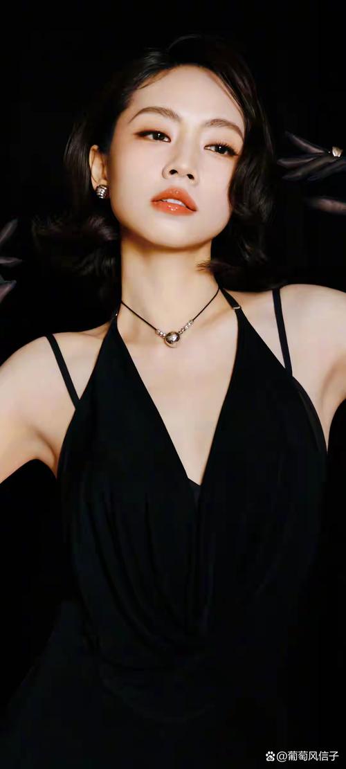 刘惜君被骂 抢C位白眼引争议,形象管理需加强 刘惜君被骂 抢C位白眼引争议,形象管理需加强