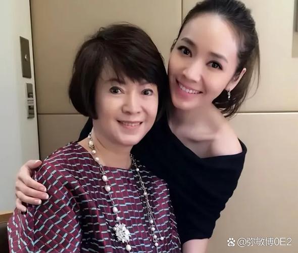 侯佩岑妈妈坎坷人生,女儿侯佩岑幸福美满 侯佩岑妈妈坎坷人生,女儿侯佩岑幸福美满